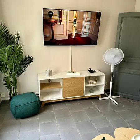 Appartement Cosy Auxerre Esterno foto